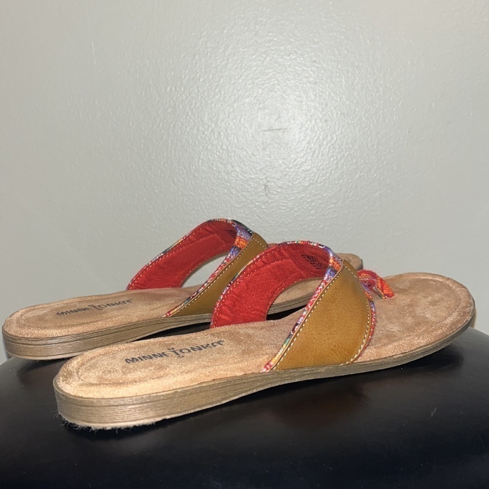 Minnetonka Aztec Frisco Sandals, Flip Flops, vibrant multi color women’s size 9 - Picture 5 of 11